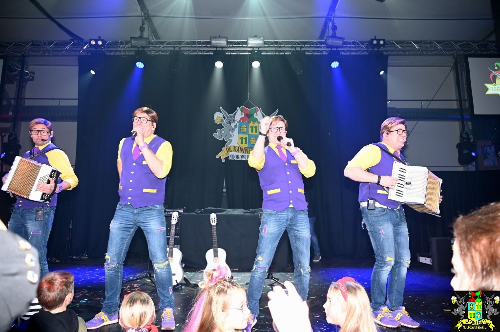 ../Images/6x11 Kaninefaaten Jubileumfeest 240.jpg